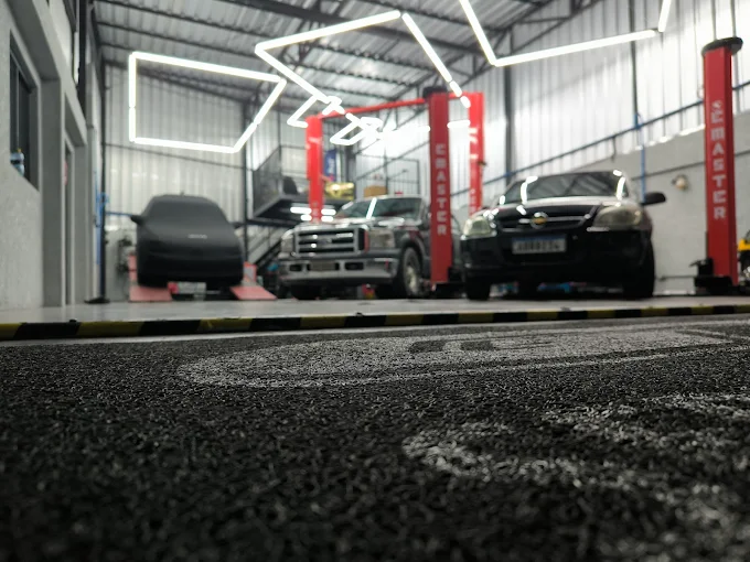 Vista interna da GTI ao nível do chão